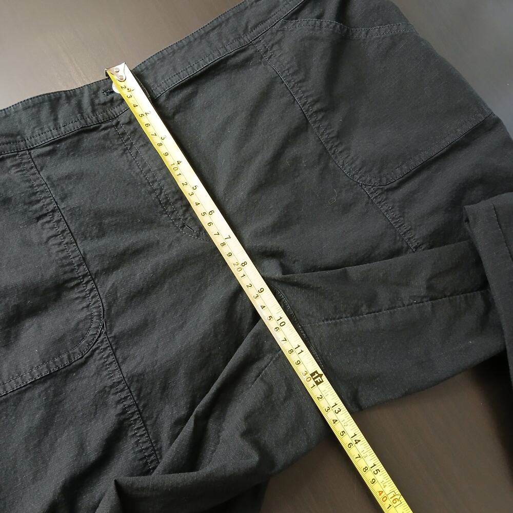 Chico's Black Capri Pants 2.5 Regular (L/14) stretch waist pockets - Picture 10 of 13